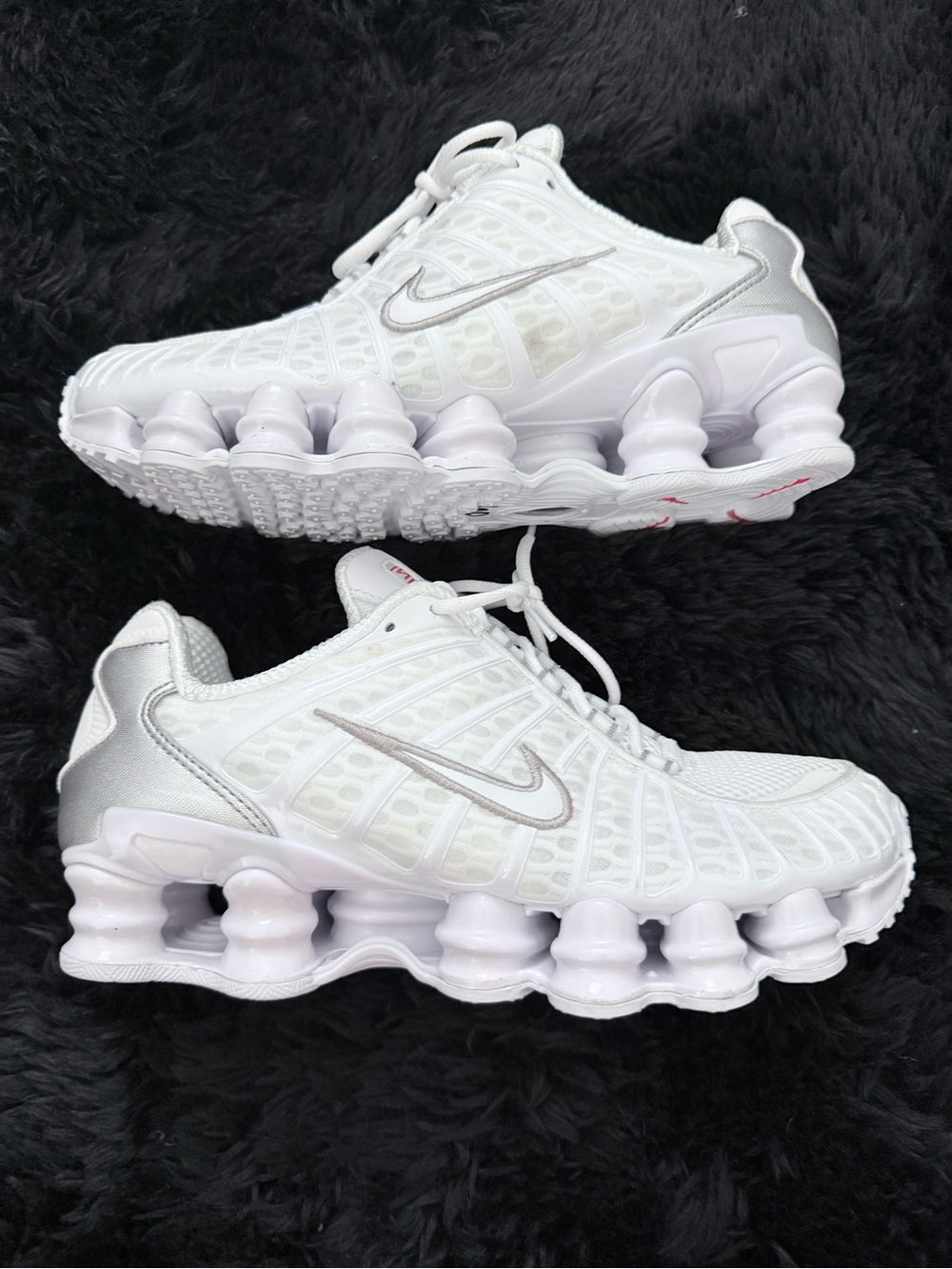 Nike Women’s White & Silver Rebound Running Sneakers size 8 in women 6.5Y unisex - Picture 3 of 12